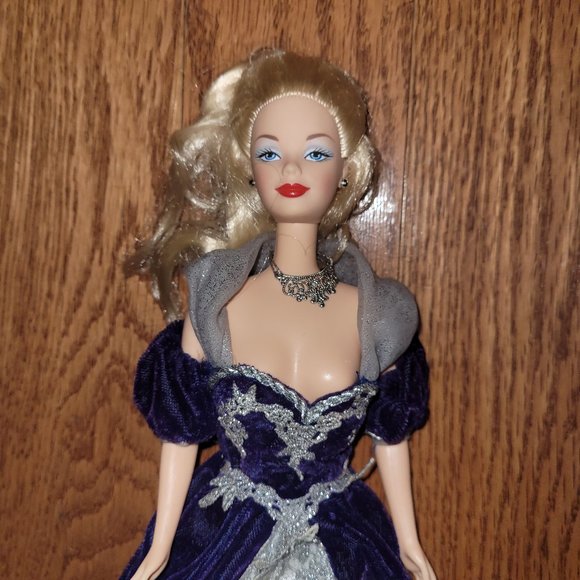 1999 Barbie Millennium Princess Happy new year - Picture 2 of 3